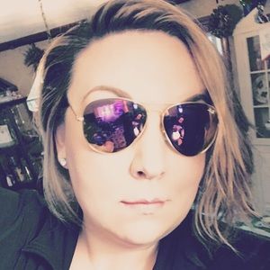 Meet your Posher, Kristin